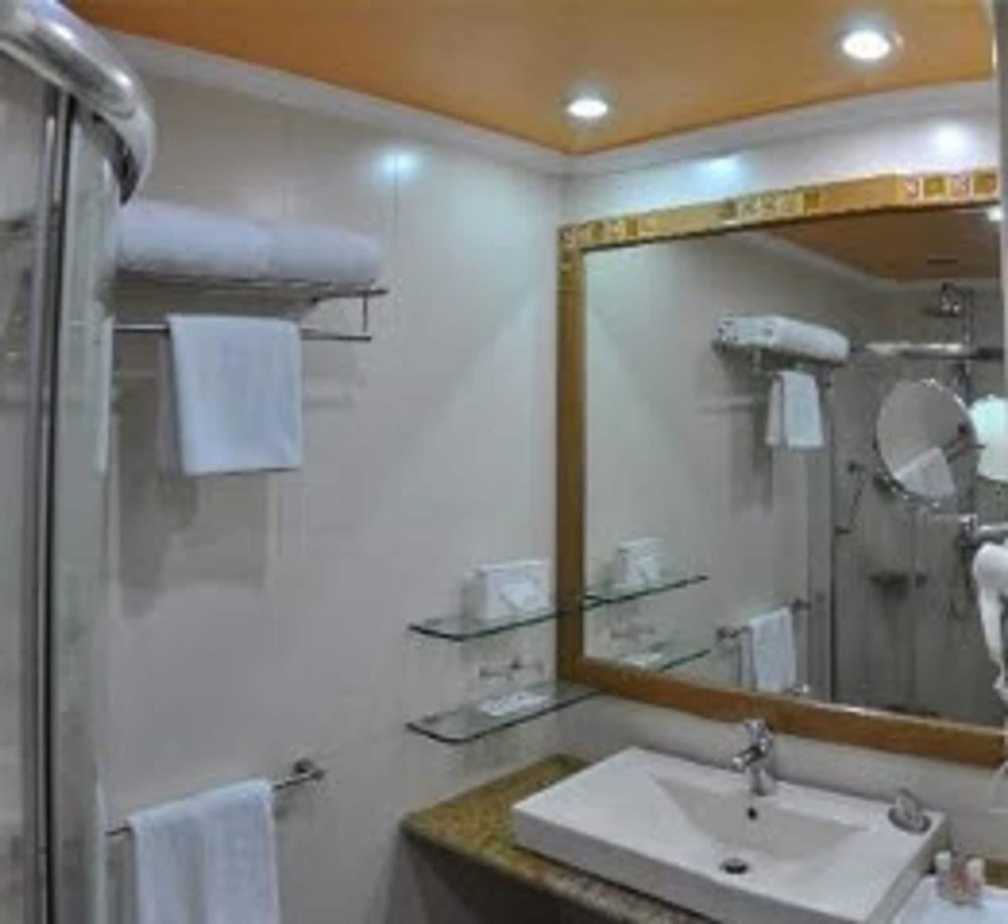 Acron Candolim Regina Экстерьер фото